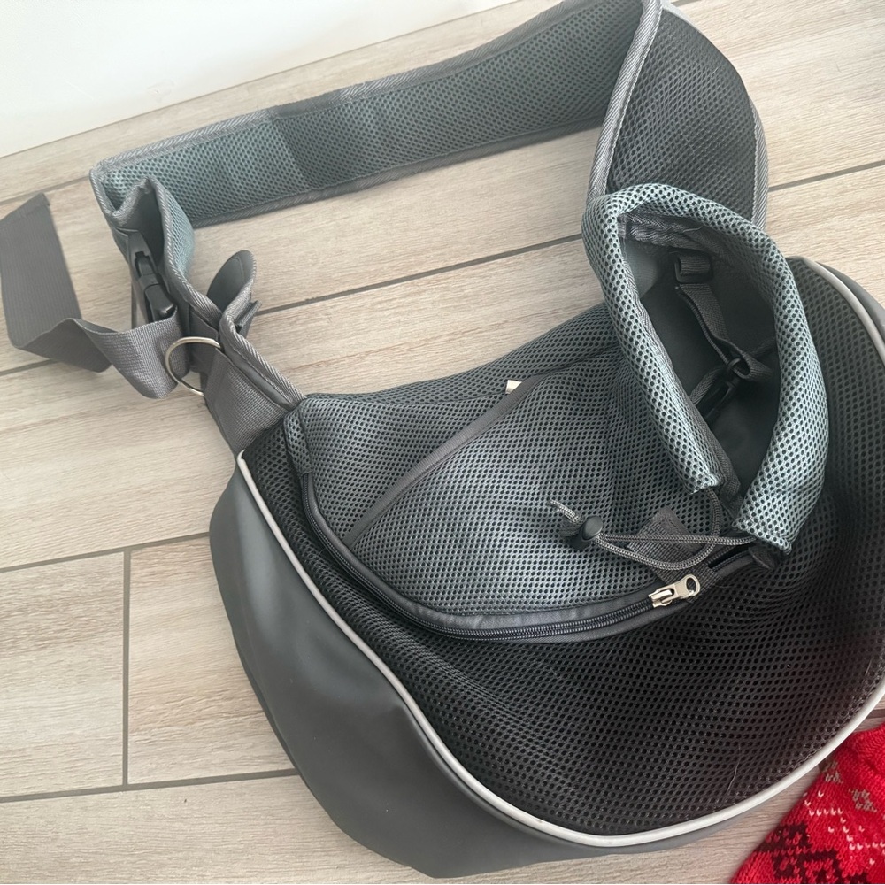 Gray Small Dog/Pet Sling Carrying Bag